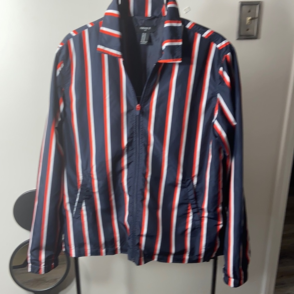 Forever 21 windbreaker jacket unisex